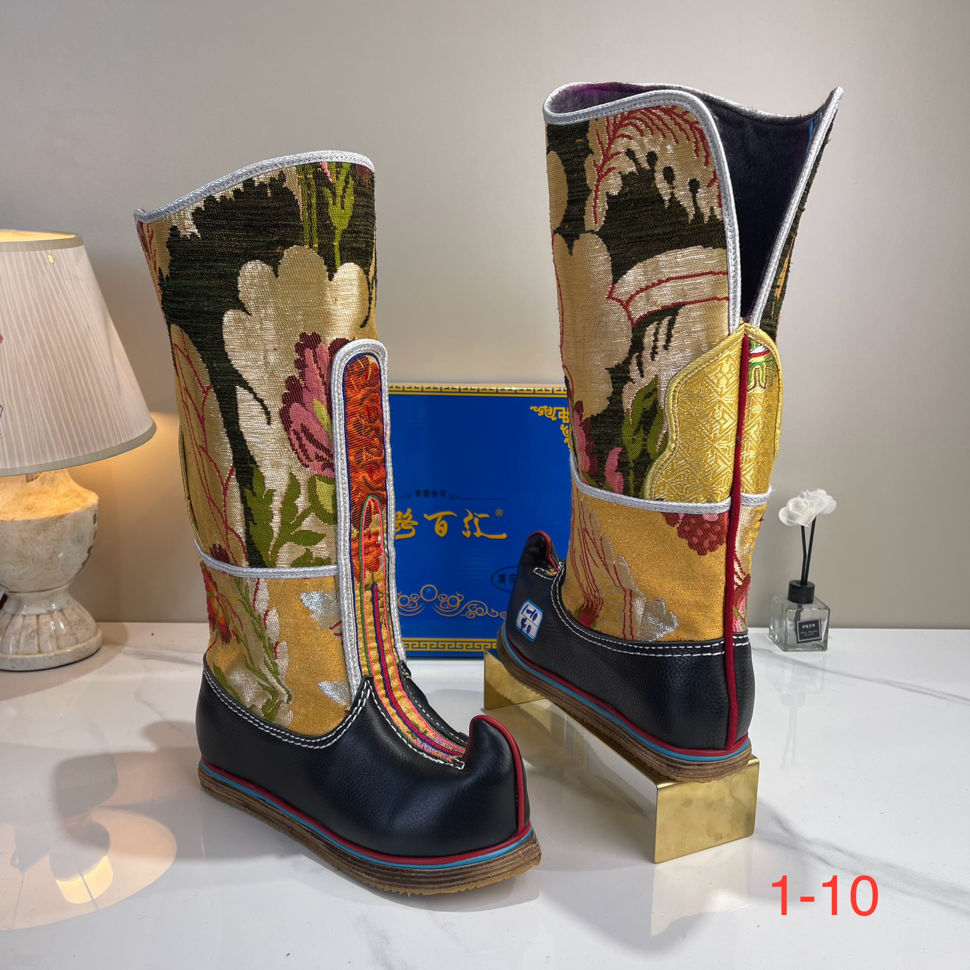 1-10纯手工尼泊尔进口面料孔雀毛传统男藏靴搭配藏装青海西藏包邮