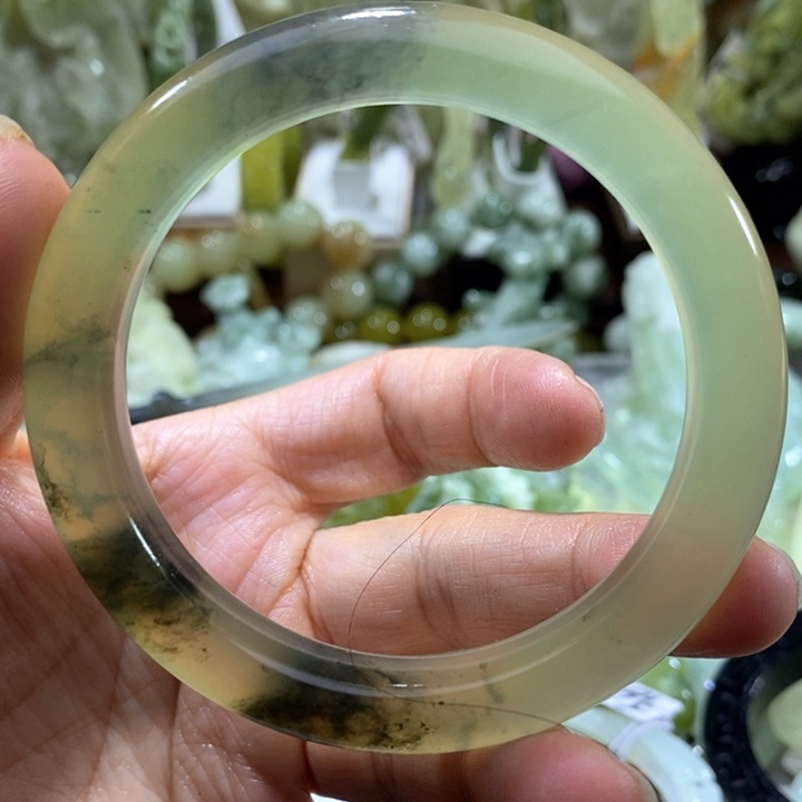 岫玉岫玉手镯未镶嵌