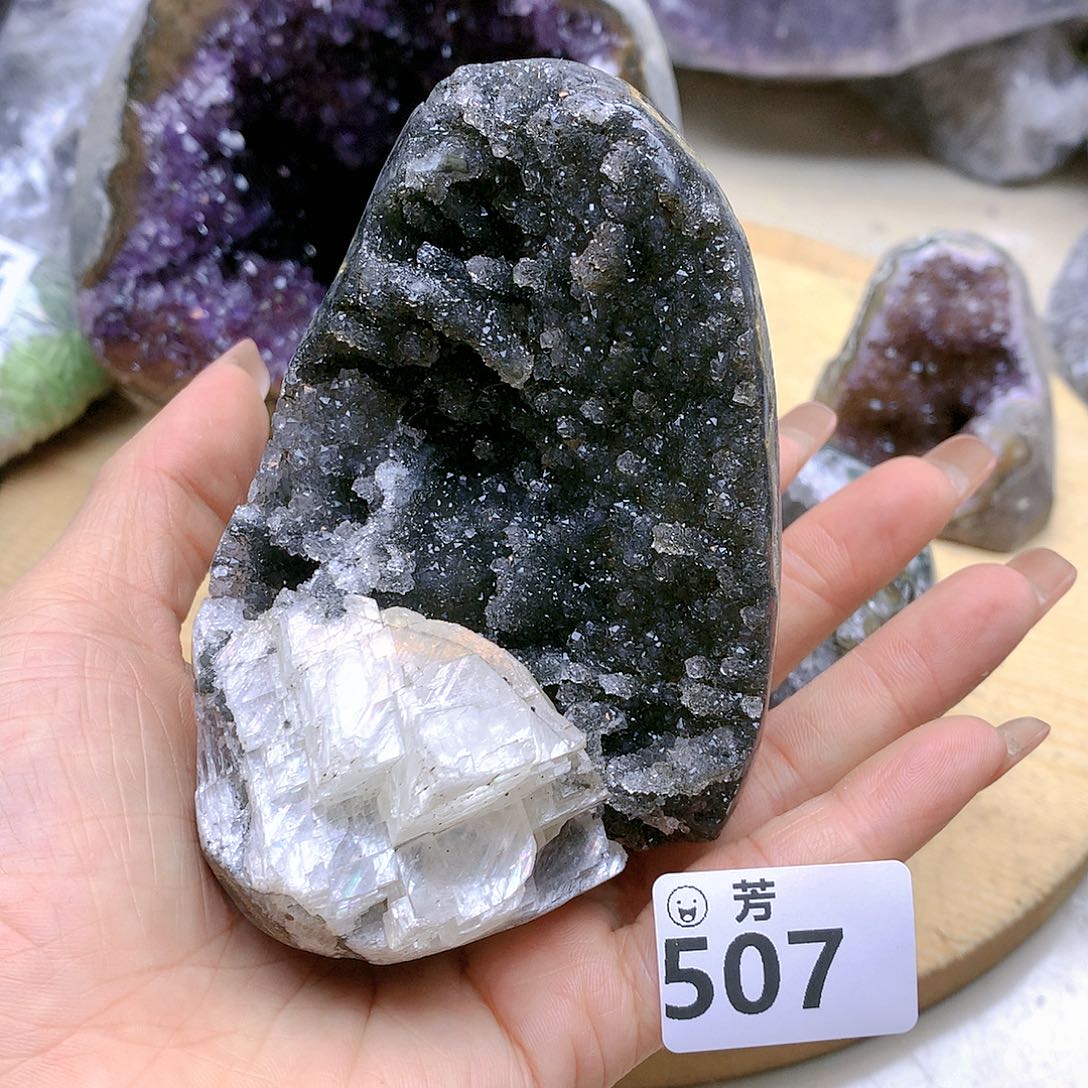 紫晶大型摆件（非配饰）未镶嵌