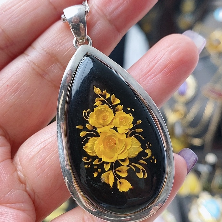 琥珀颈饰银S925镶嵌吊坠