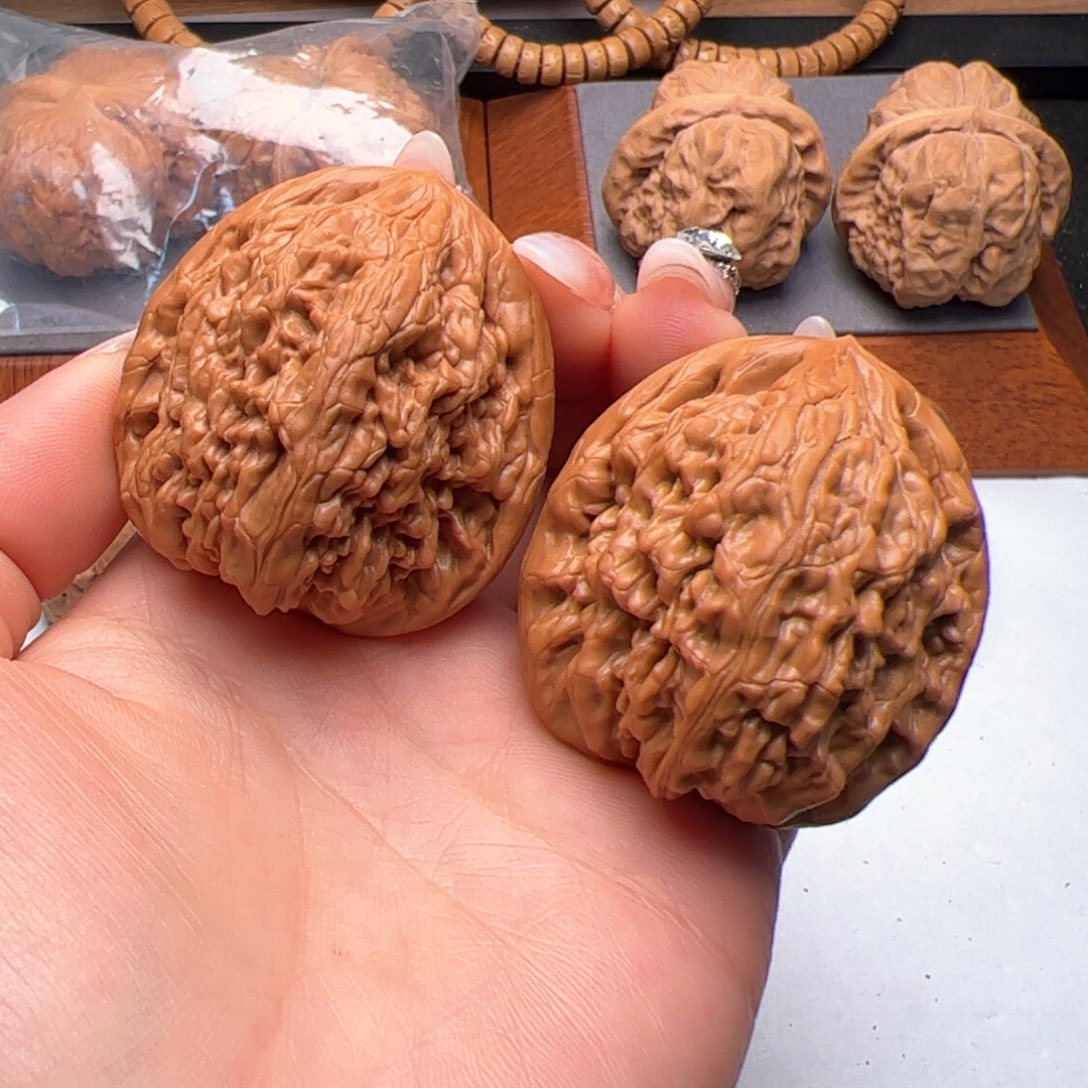 文玩核桃把件虎头王42