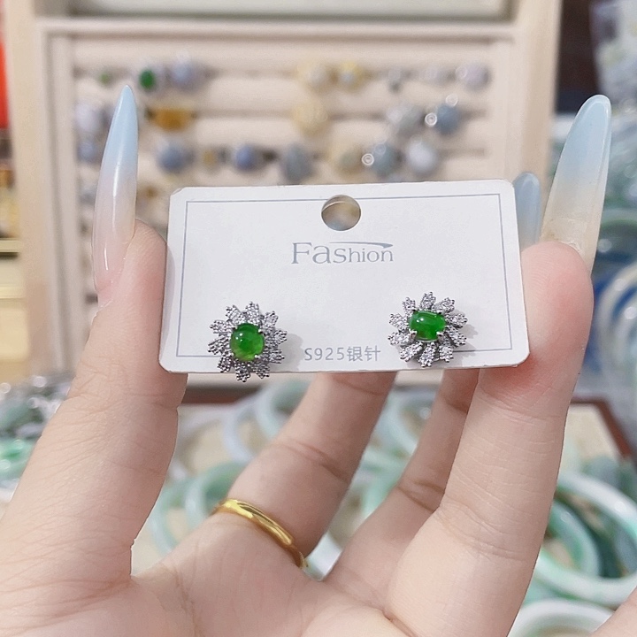 颈饰未镶嵌翡翠天然翡翠A货