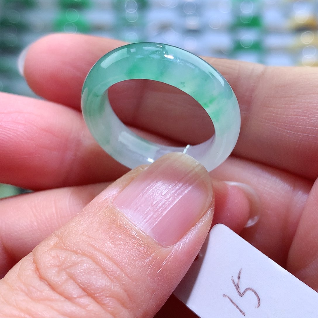 翡翠戒指未镶嵌15号