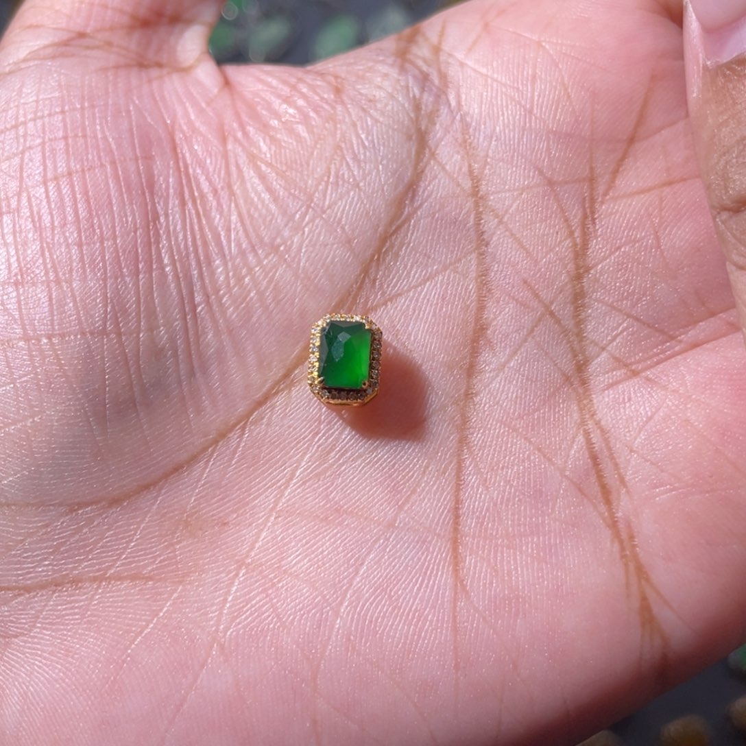 吊坠(不含链)18K金镶嵌翡翠?****y