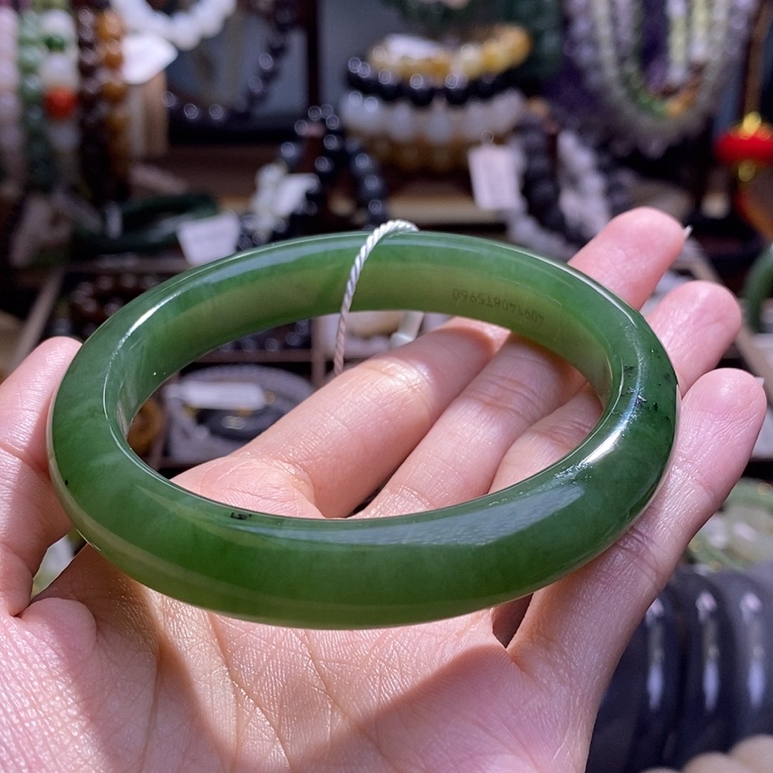 颈饰未镶嵌和田玉碧玉手镯60圈口