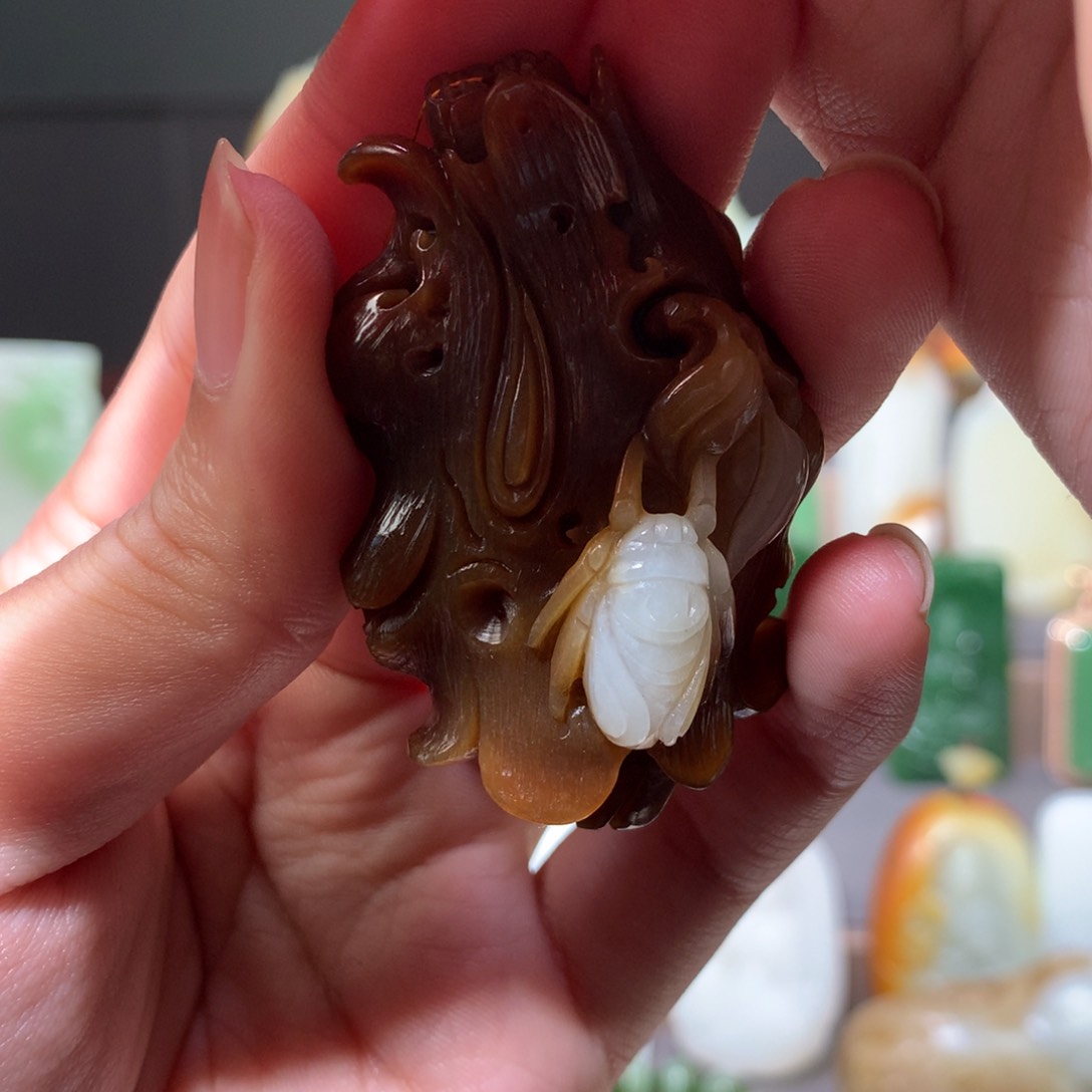 和田玉吊坠未镶嵌