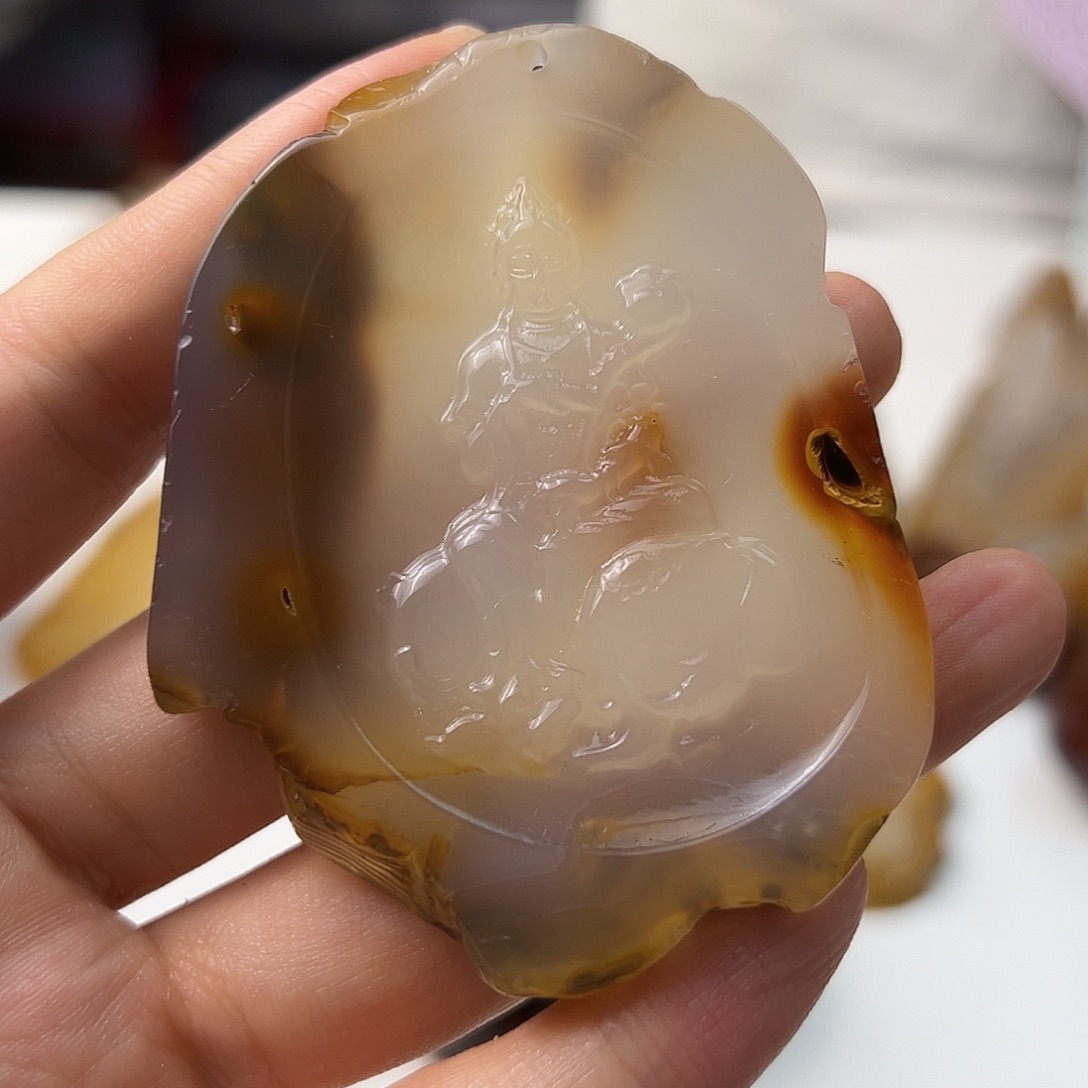 未镶嵌颈饰玛瑙/玉髓