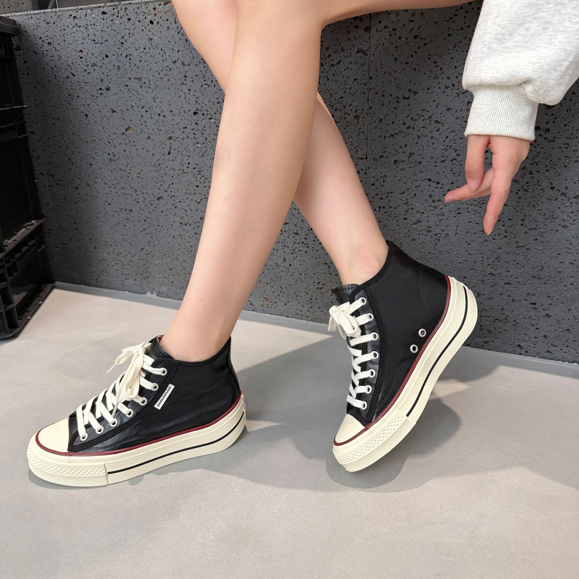 阮老板丨6公分皮面女秋季韩版高帮舒适显脚小帆布鞋厚底高帮鞋