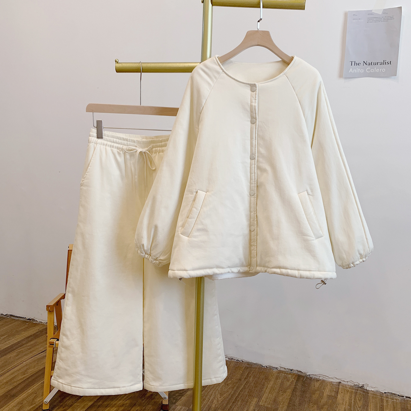 暖宝宝Y3367夹棉下摆抽绳圆领棉衣松紧腰阔腿裤棉衣套装