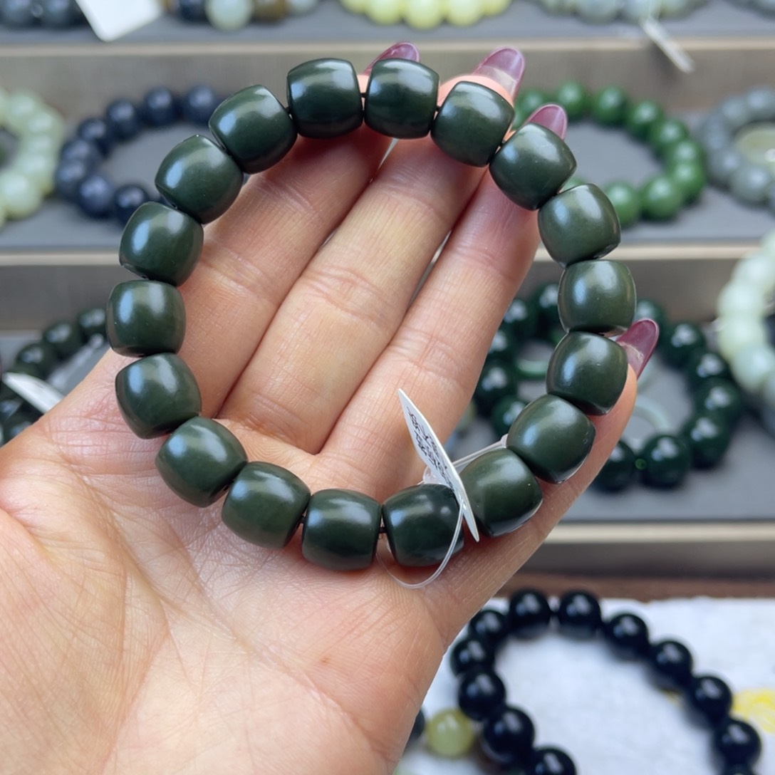 和田玉手链未镶嵌