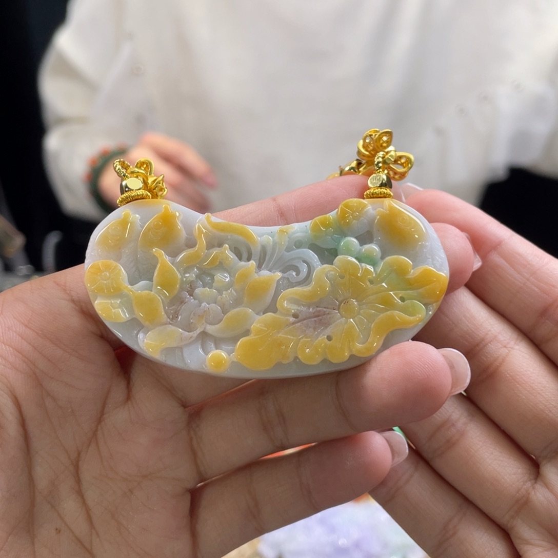 翡翠颈饰未镶嵌代编织