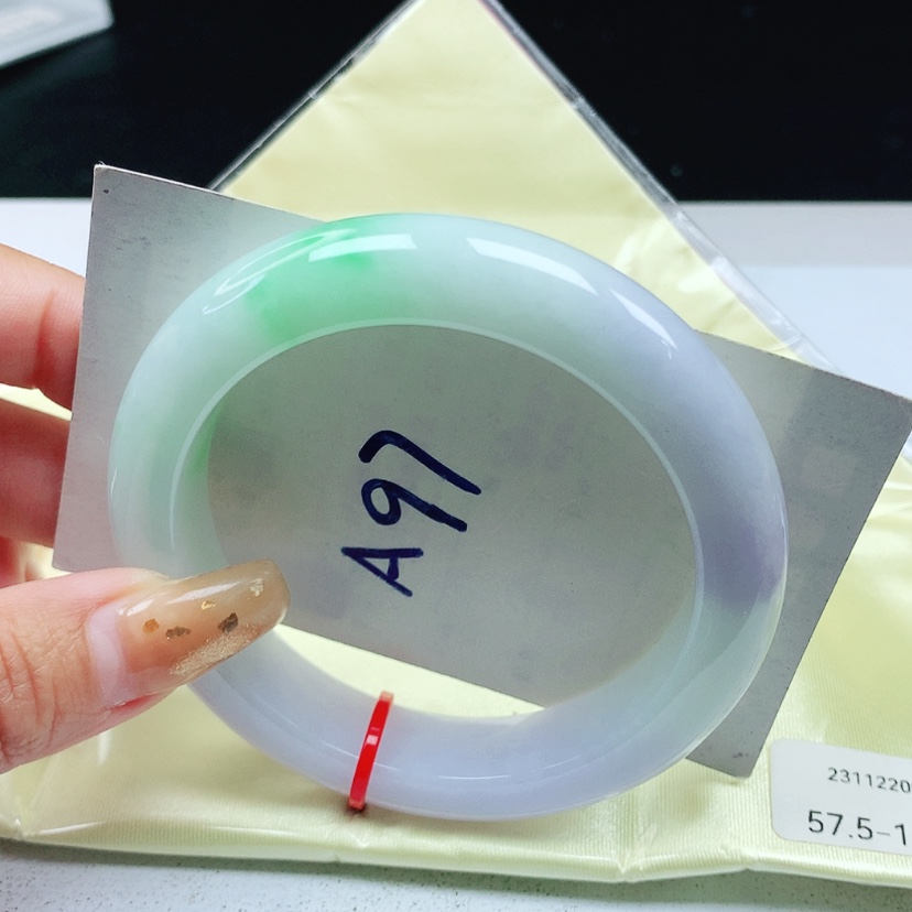 【闪购商品】翡翠手镯未镶嵌 正圈57+