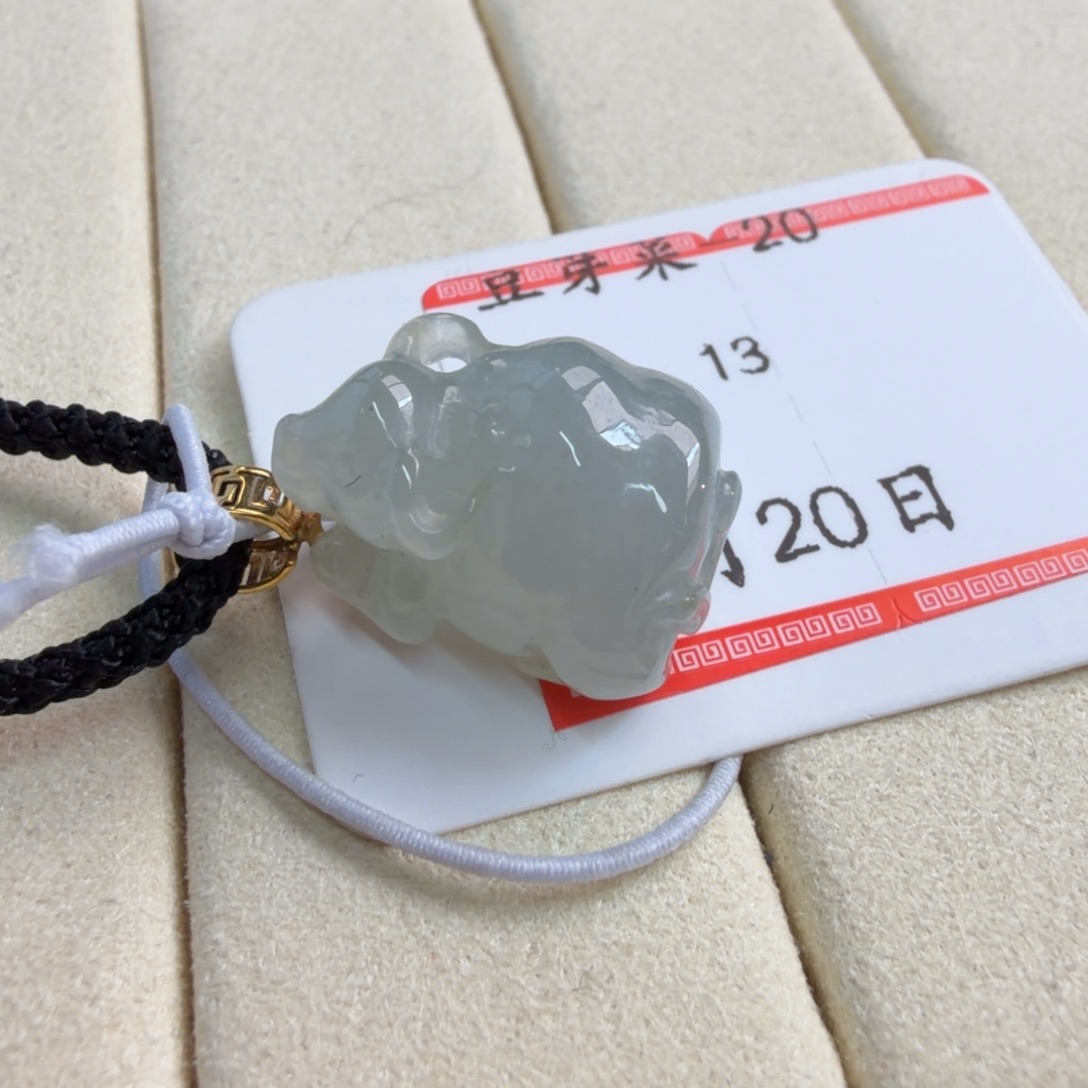 定制翡翠18K金镶嵌