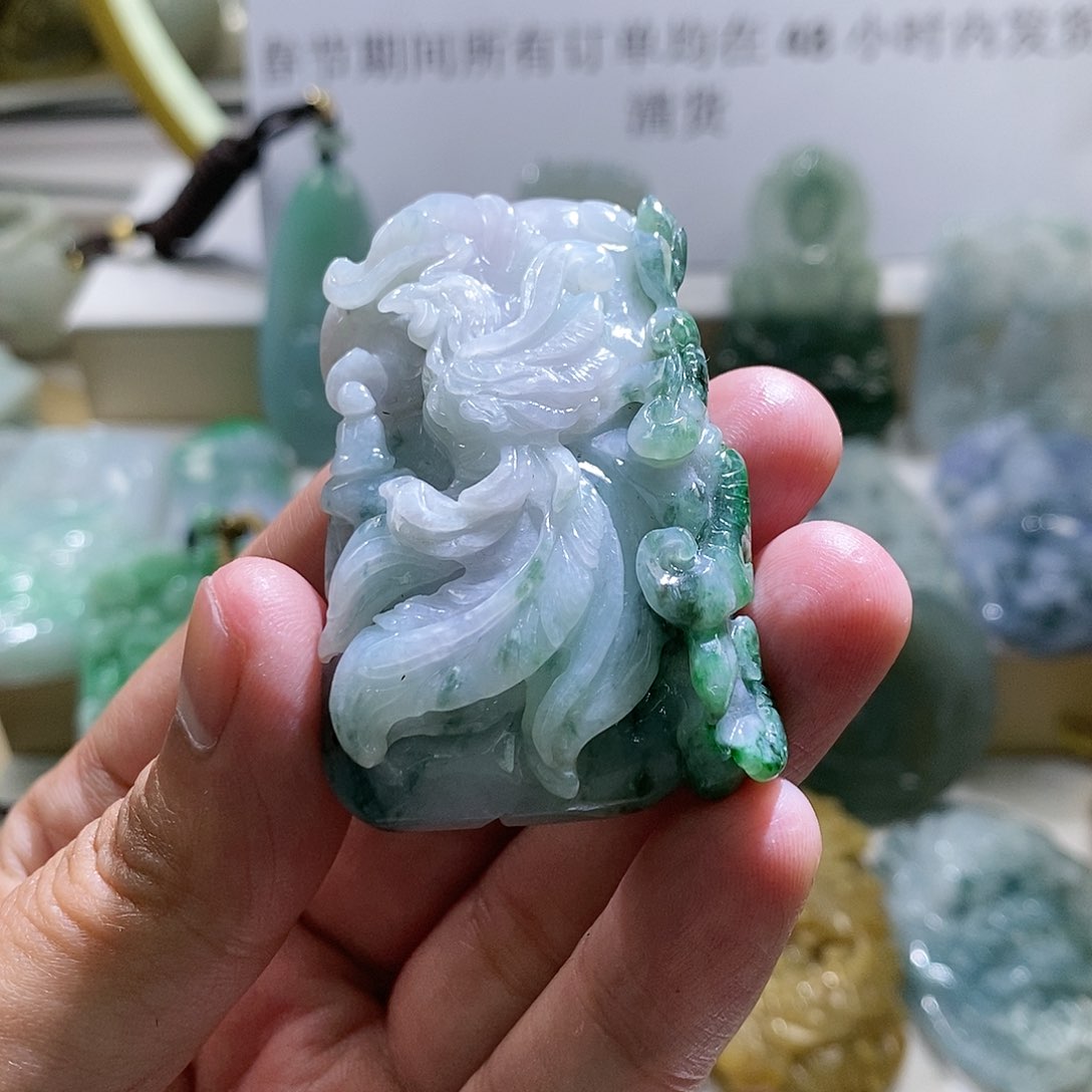 【闪购商品】翡翠颈饰未镶嵌凤凰