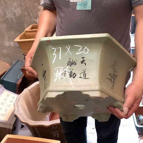 紫砂花盆手工制作