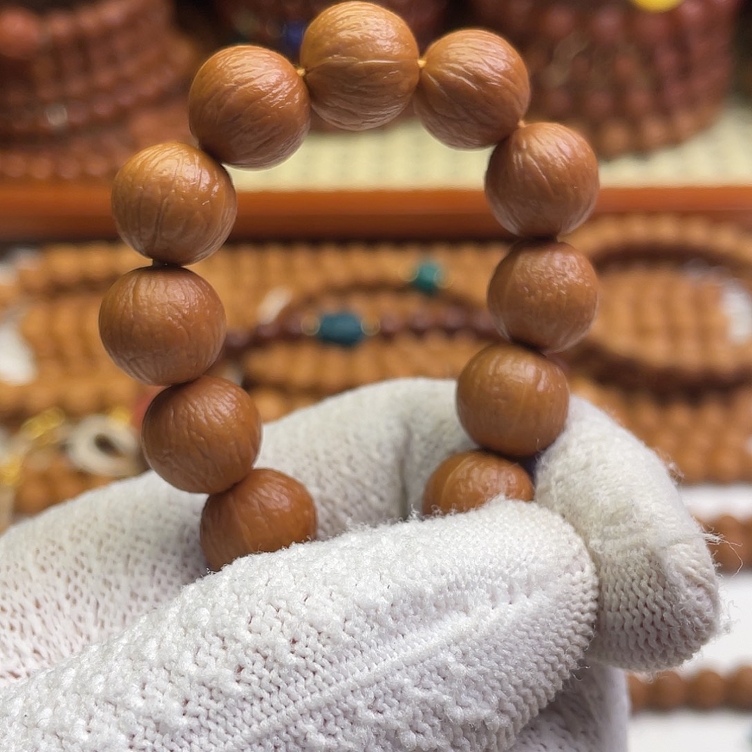 L***️猴头核桃手串金蝉子