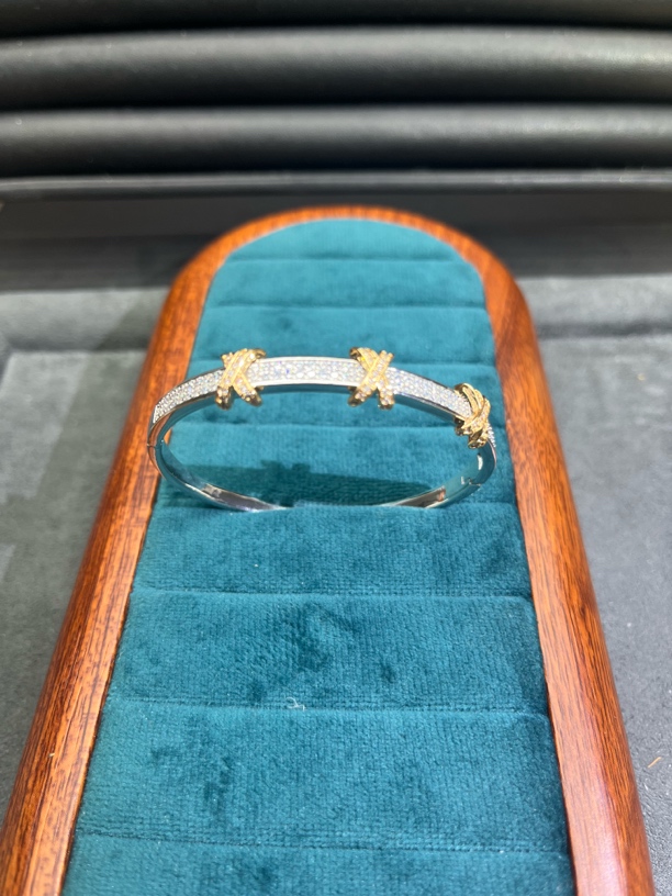 手镯～【星光闪耀] 时尚潮流手镯～E69