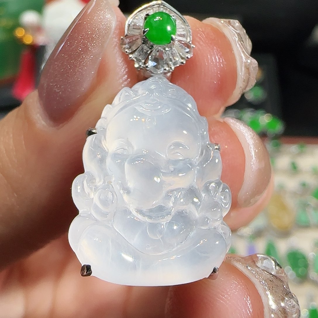 翡翠吊坠(不含链)18K金镶嵌