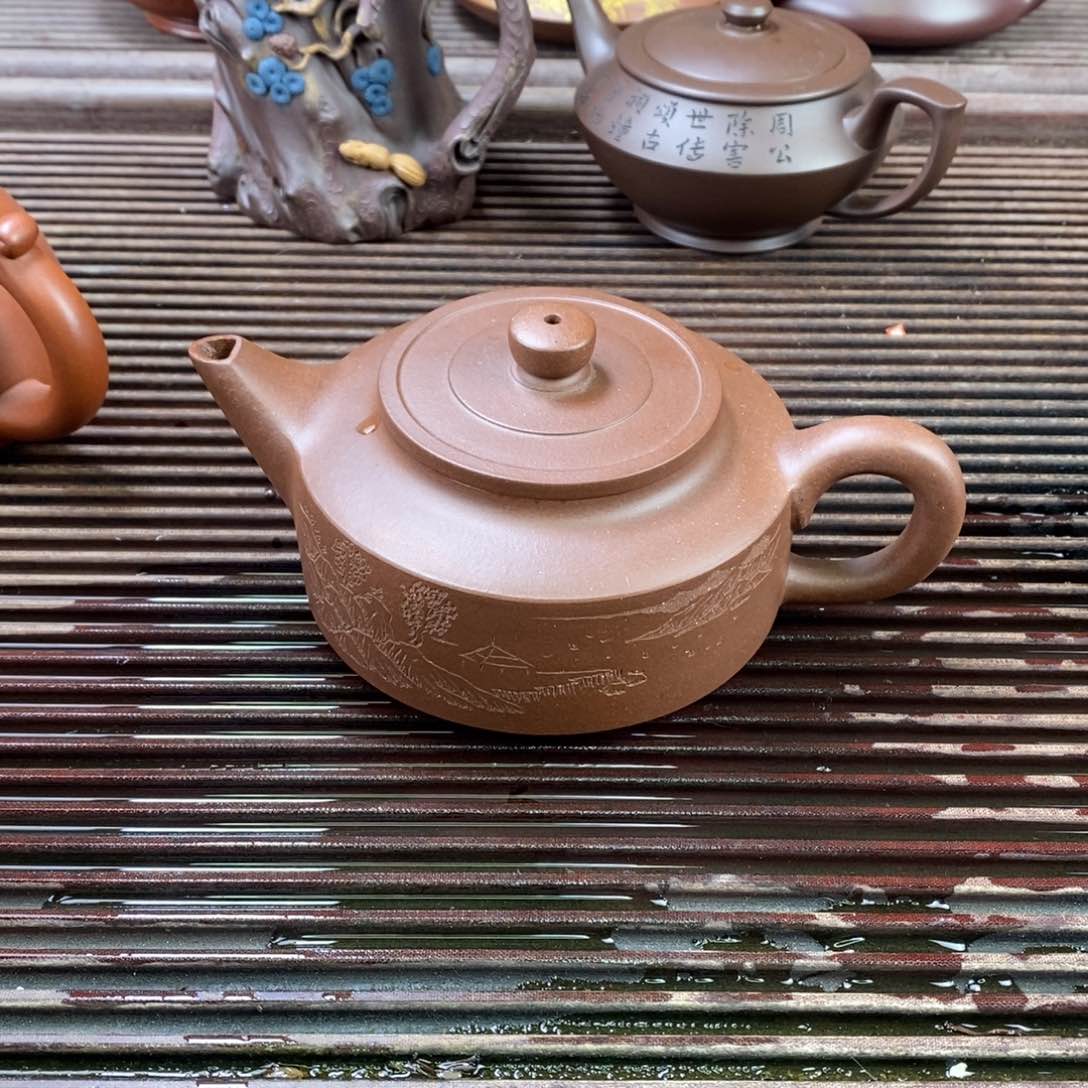 紫砂茶壶白2 三足周盘 底槽清