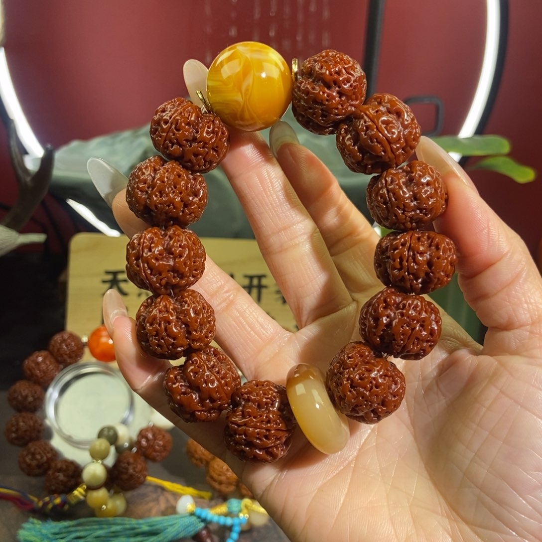 金刚菩提吊坠522。               