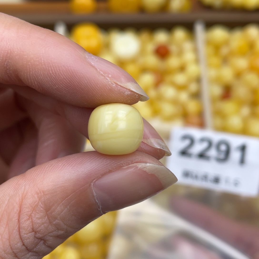 未镶嵌蜜蜡珠宝奇石11.6