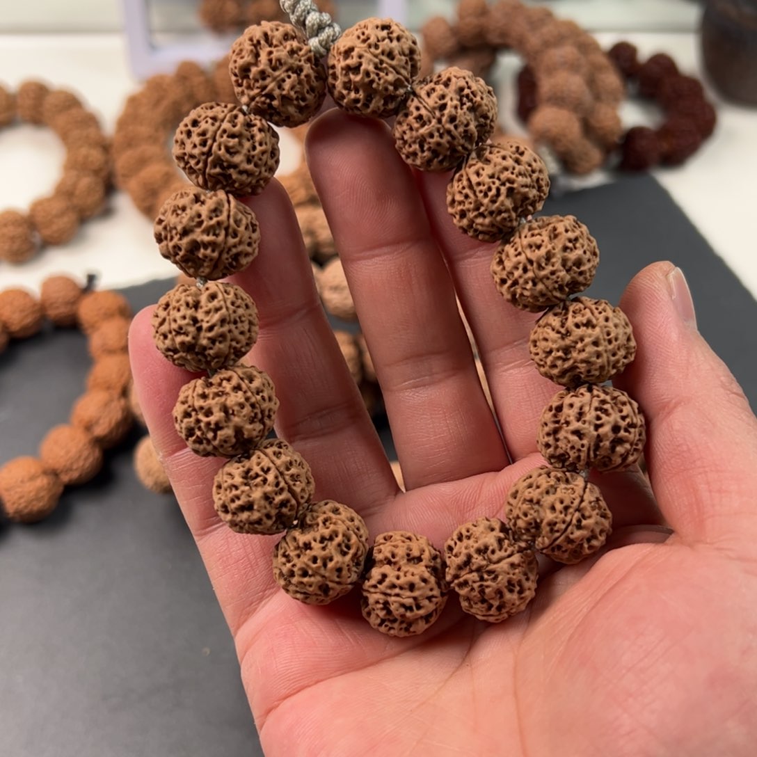 金刚菩提手串原生态蜂王18超头顶奢