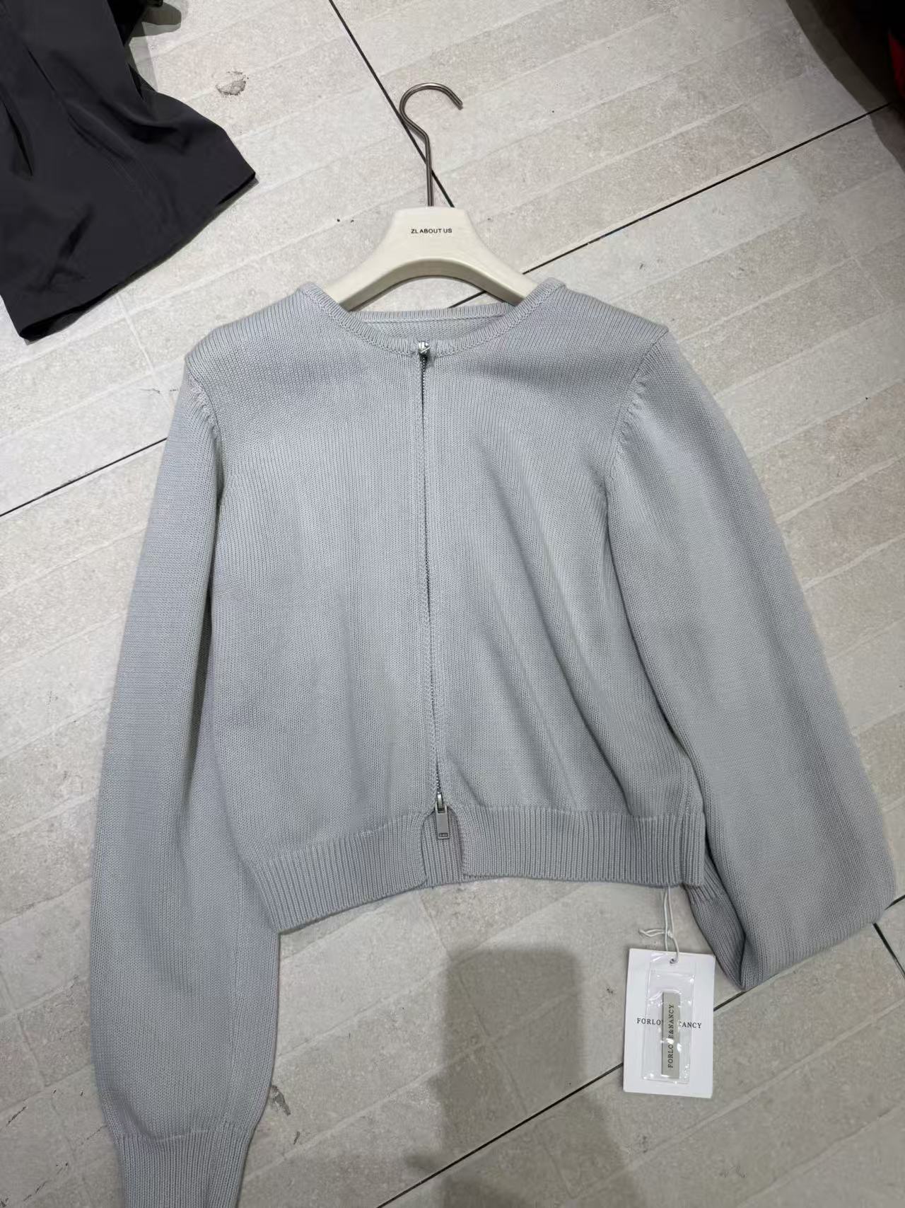 韩系精梳棉纺针织毛衣女秋季新品保暖圆领短款拉链开衫外套女