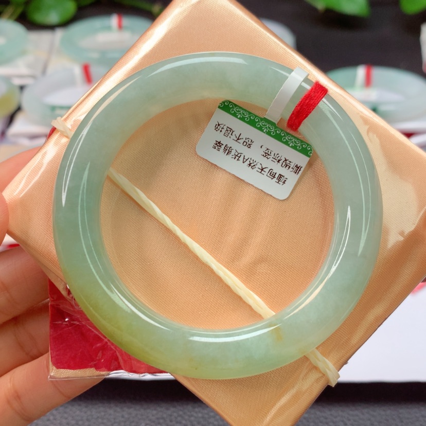 【闪购商品】翡翠手镯未镶嵌天然翡翠手镯