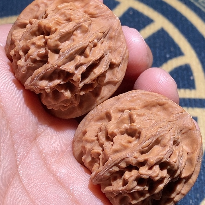 【闪购商品】文玩核桃吊坠峰*天地