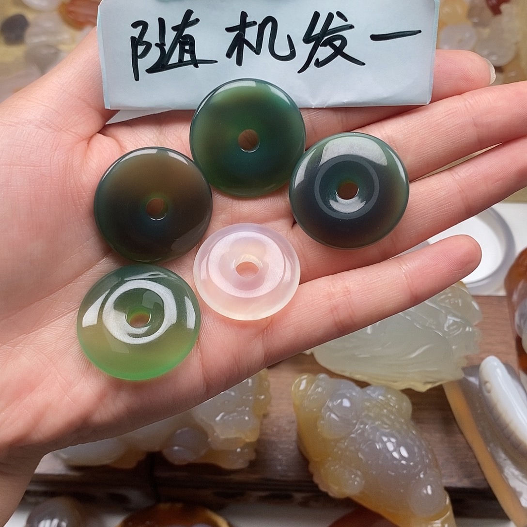玛瑙/玉髓未镶嵌颈饰