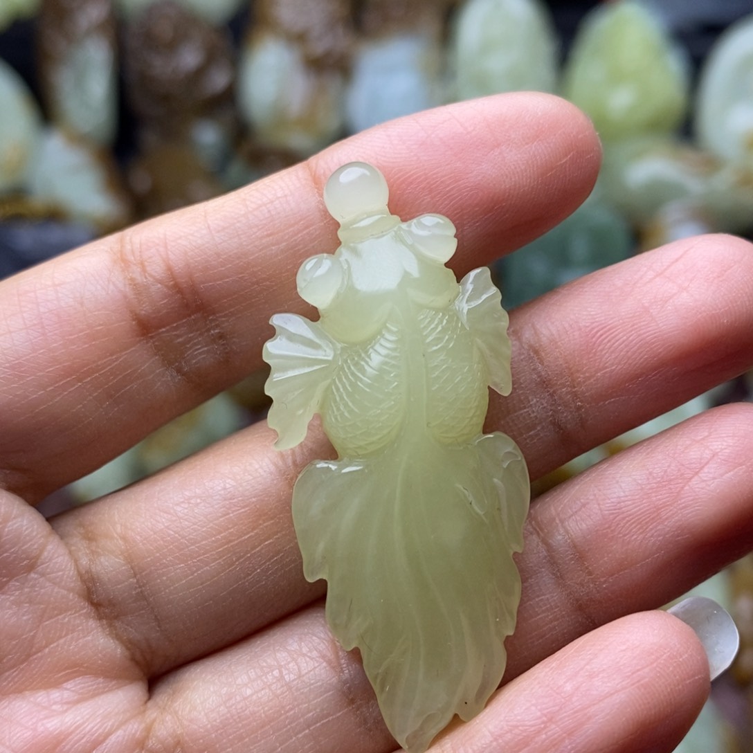 项链未镶嵌和田玉（糖玉）