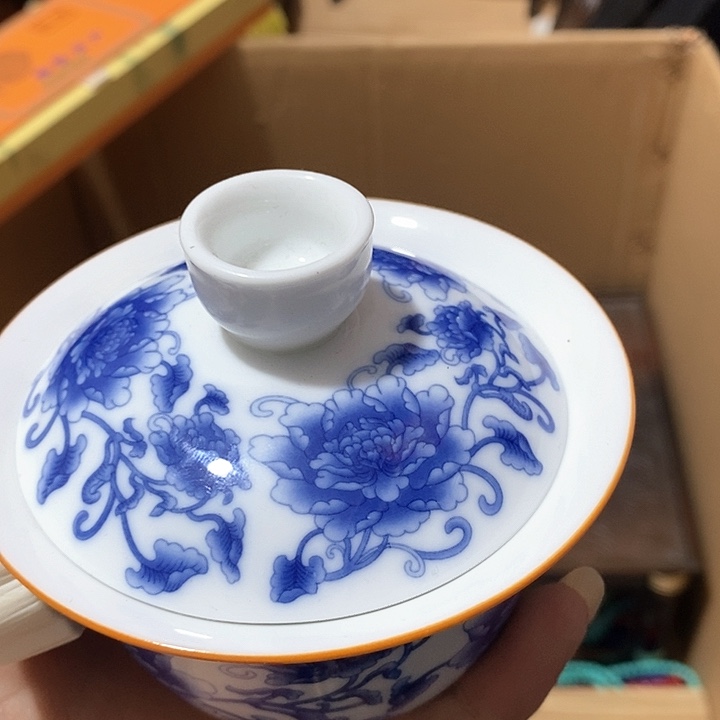 J****y瓷器工艺美术设计