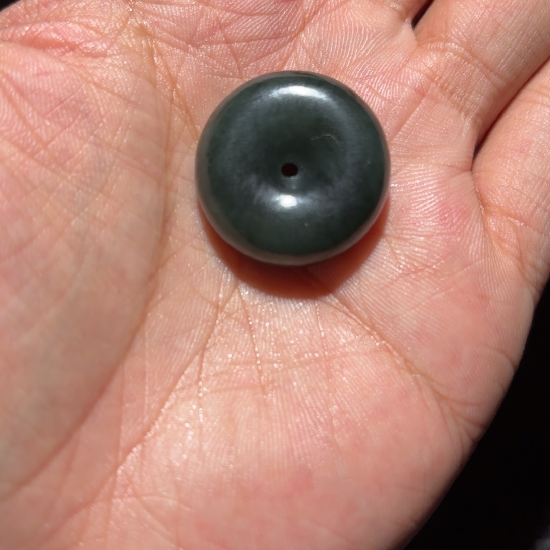 曙***哥和田玉未镶嵌挂件