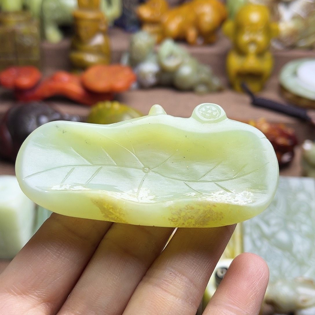 白玉菩提吊坠110。。