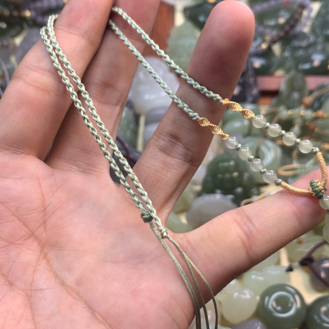 【闪购商品】颈饰未镶嵌和田玉?****?