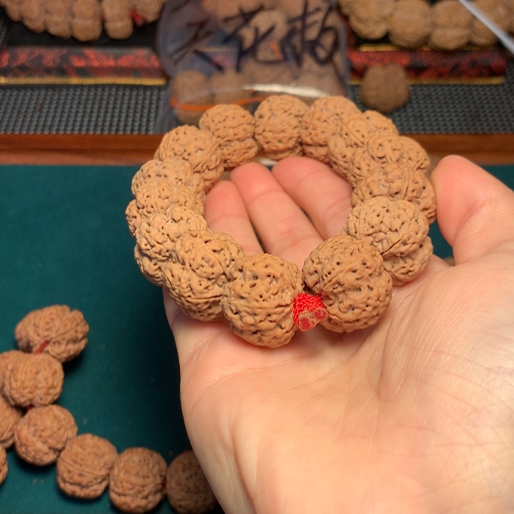 金刚菩提手串0**℃22尺寸梅花蜂王