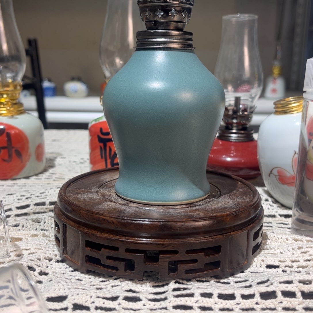 摆件景德镇陶瓷香薰灯