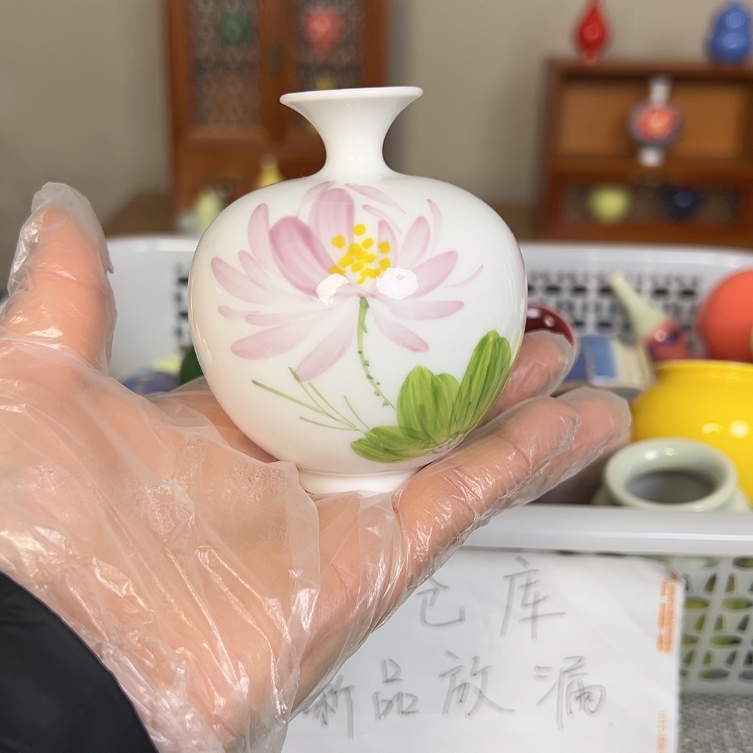 摆件景德镇陶瓷研究所学会
