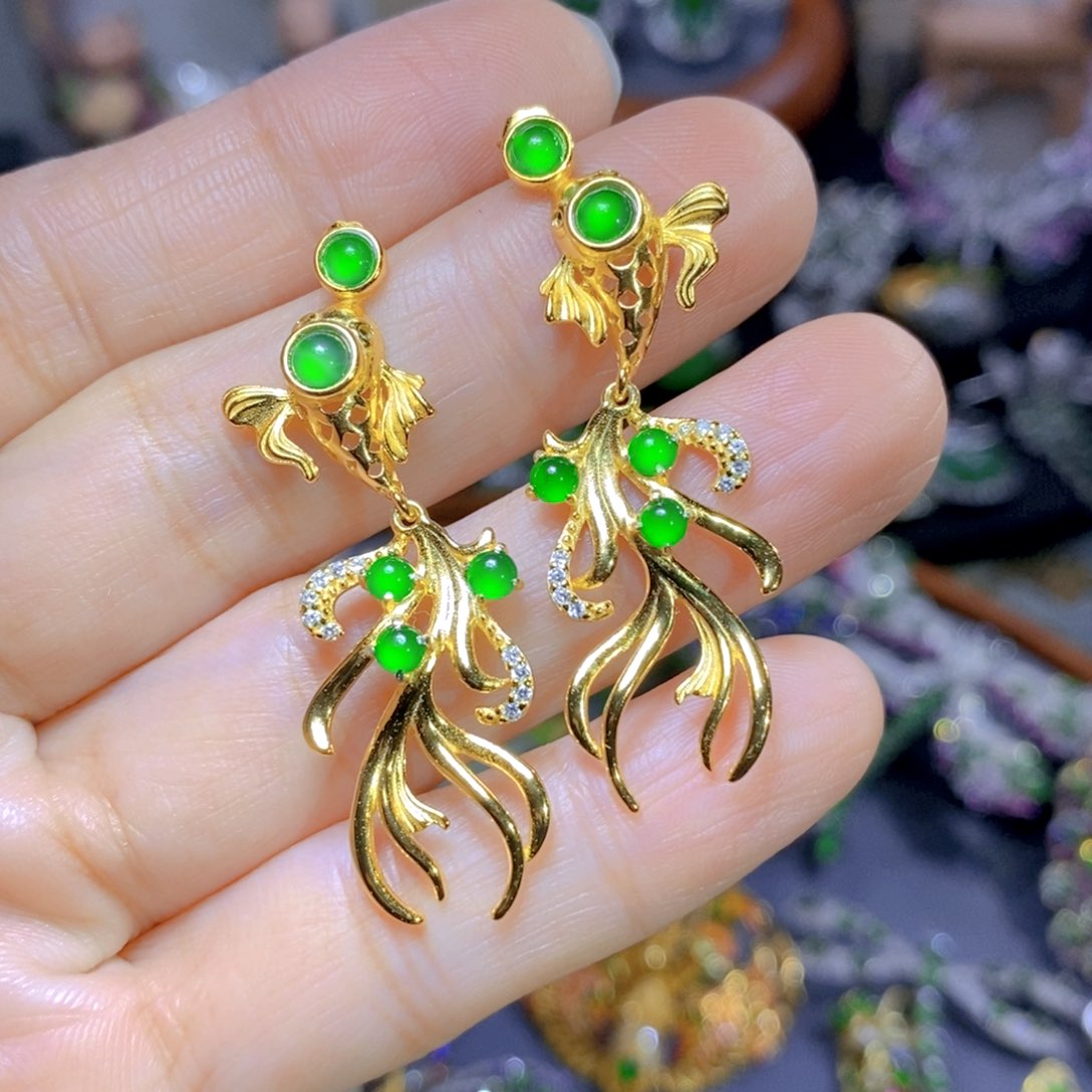 翡翠颈饰银S925镶嵌天然翡翠