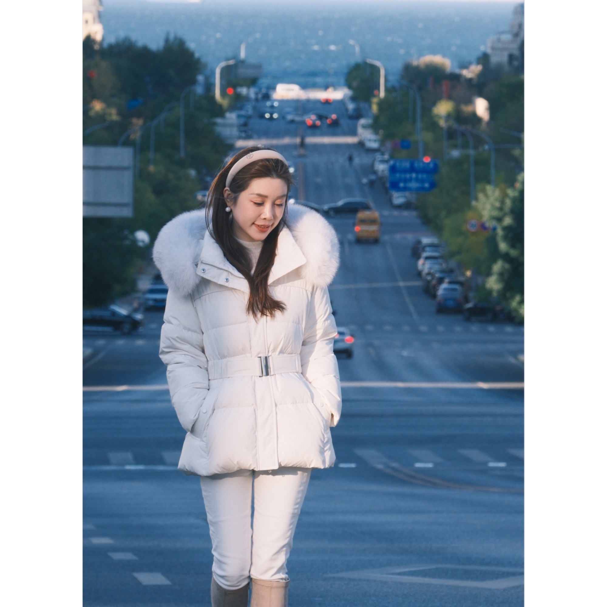 韩版CC进口芬兰sagafurs狐狸毛领90白鹅绒厚款显瘦收腰短款羽绒服