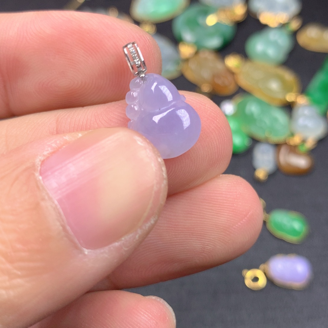 【闪购商品】颈饰18K金镶嵌翡翠翡翠