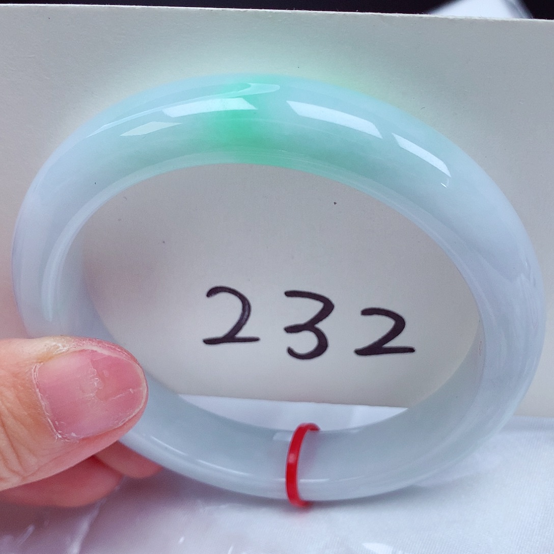 翡翠未镶嵌手镯翡翠