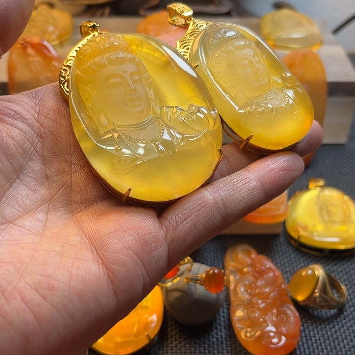 石英质玉颈饰银S925镀金镶嵌敬*