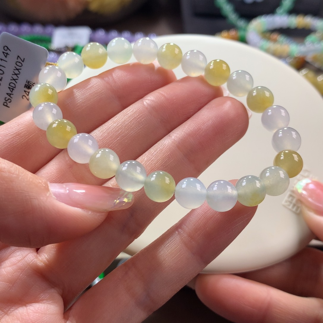 翡翠手链未镶嵌木那冰黄卡7.5