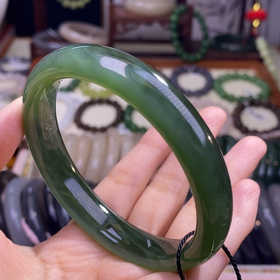 颈饰未镶嵌和田玉收藏老矿料碧玉猫眼手镯61一线天