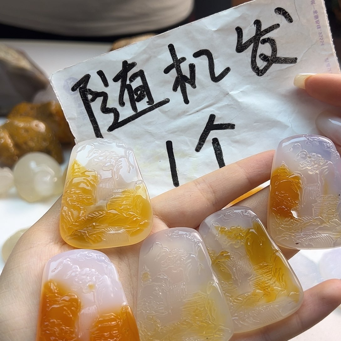 玛瑙/玉髓未镶嵌颈饰