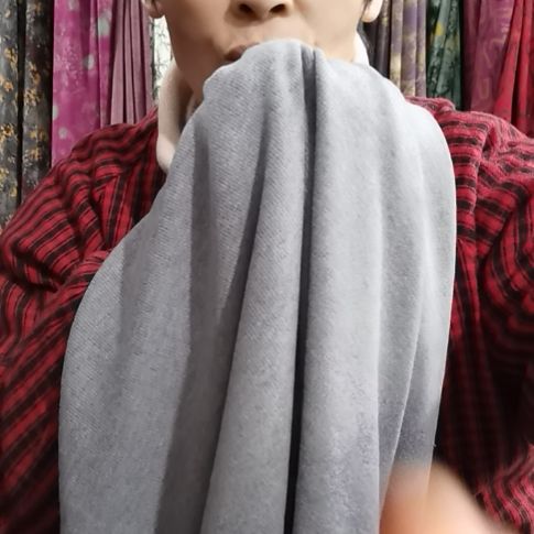 醋酸天丝羊绒布料烟灰色0.6米布头