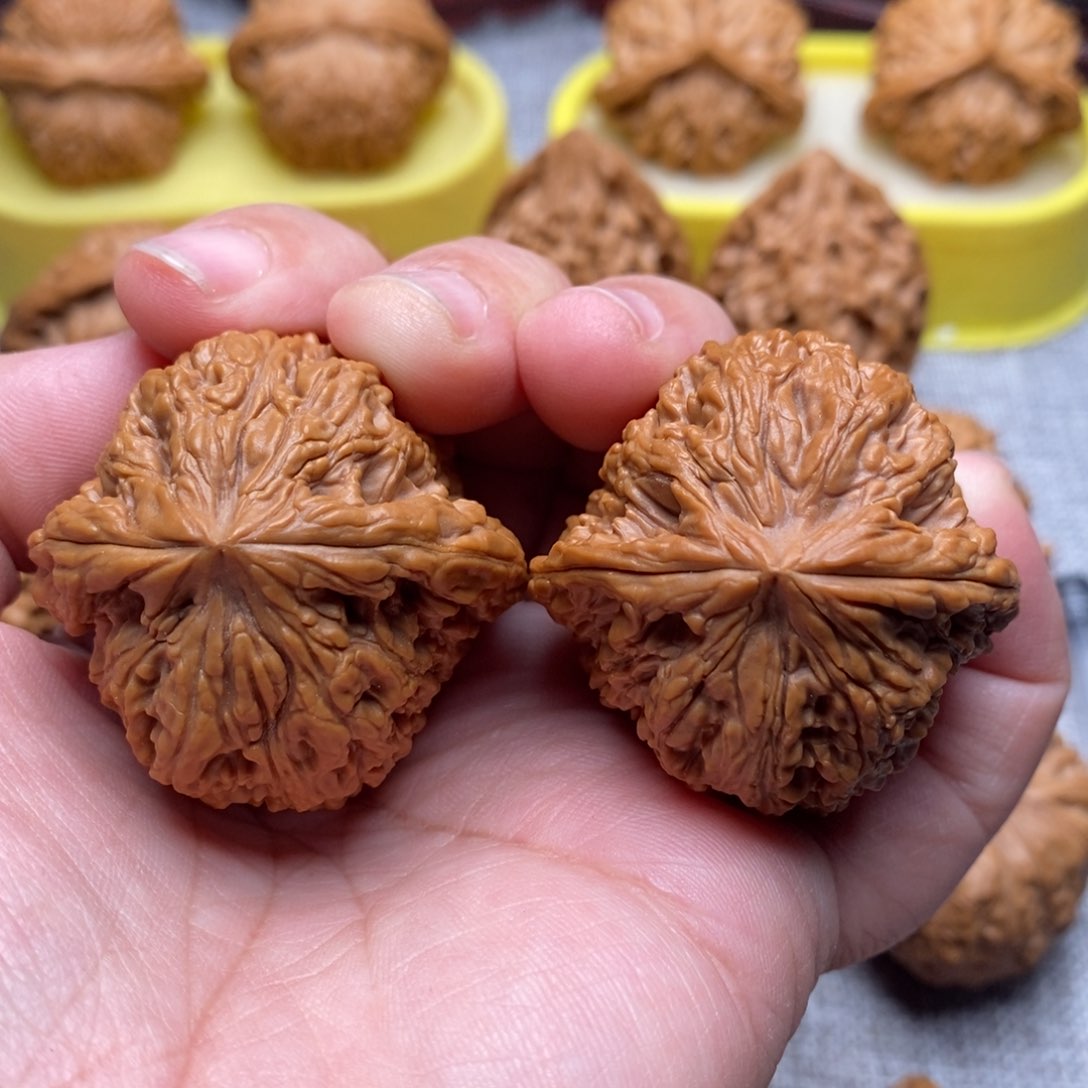 文玩核桃把件伟*40全南疆石