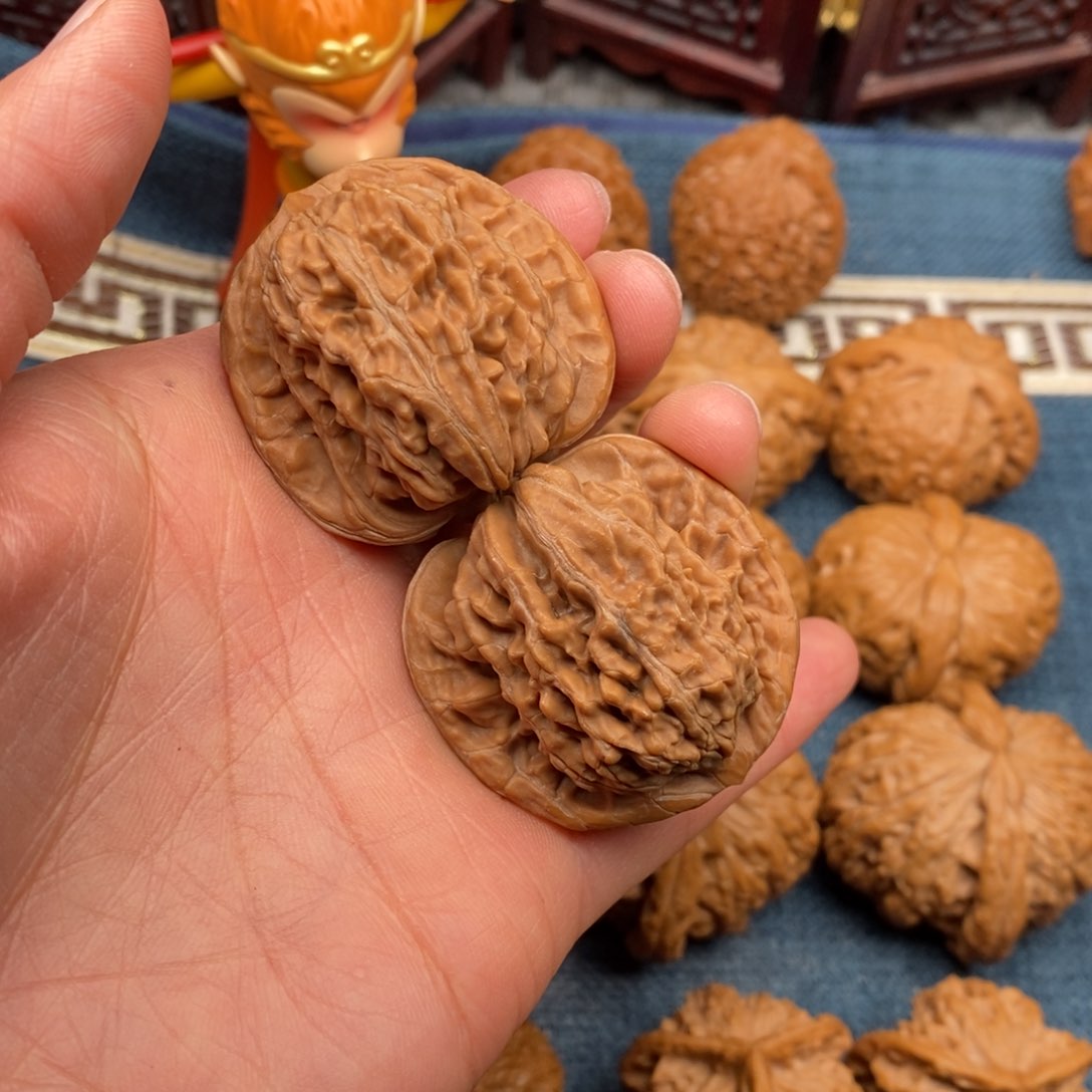 文玩核桃把件39平谷楼