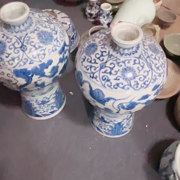 碗如*青花文饰的一个瓶子